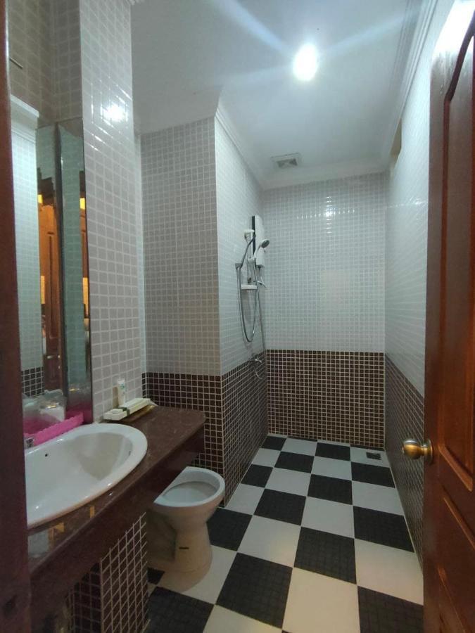 Spean Meas Hotel Phnom Penh Exterior photo